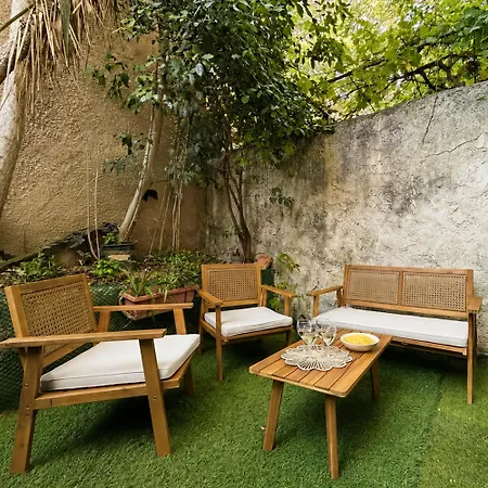 T2 Climatise Avec Jardin Prive A Centre